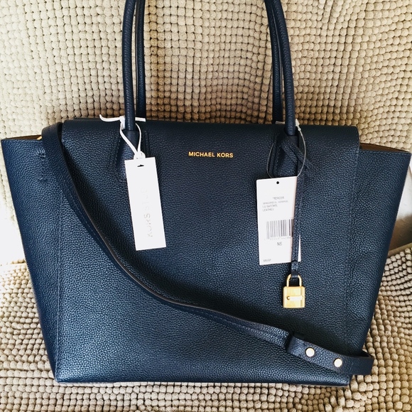 Michael Kors Handbags - NWT Michael Kors Mercer Large Satchel